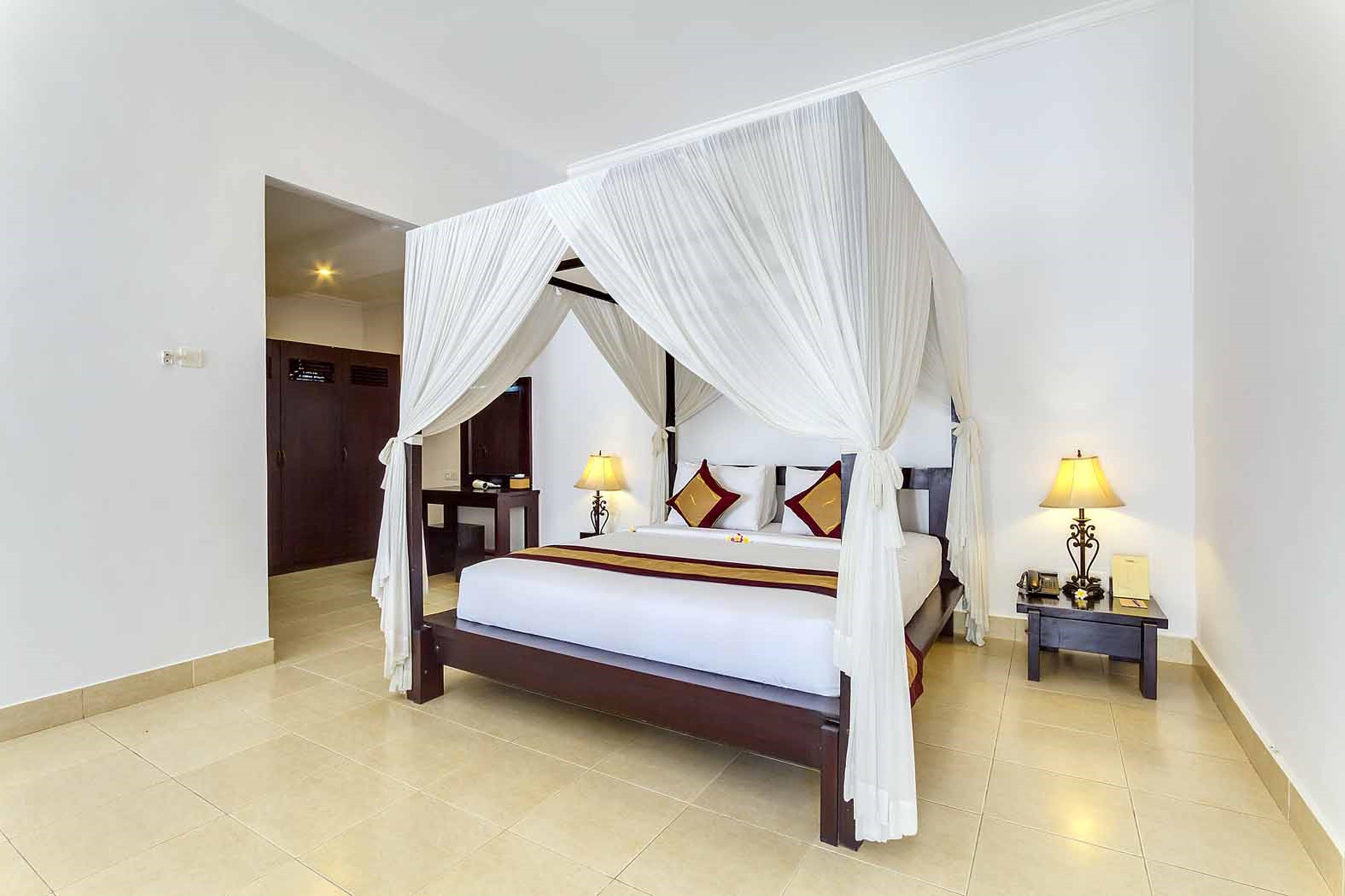 The Tukad Villa Seminyak Exteriör bild